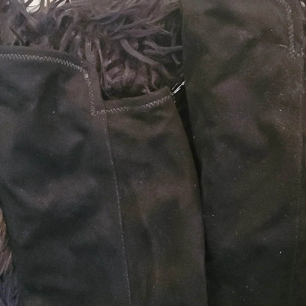 Shoe - Picture 3 of 4